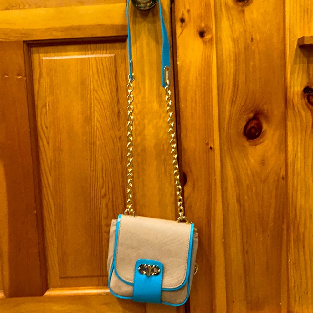 Vieta cross body shoulder bag